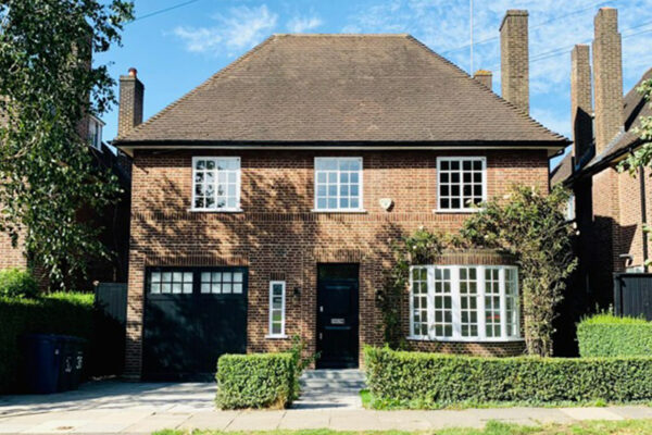 Fully refurbished house creating a high spec five bedroom luxury family home. This was later sold and achieved the highest £/Sqft on the road.